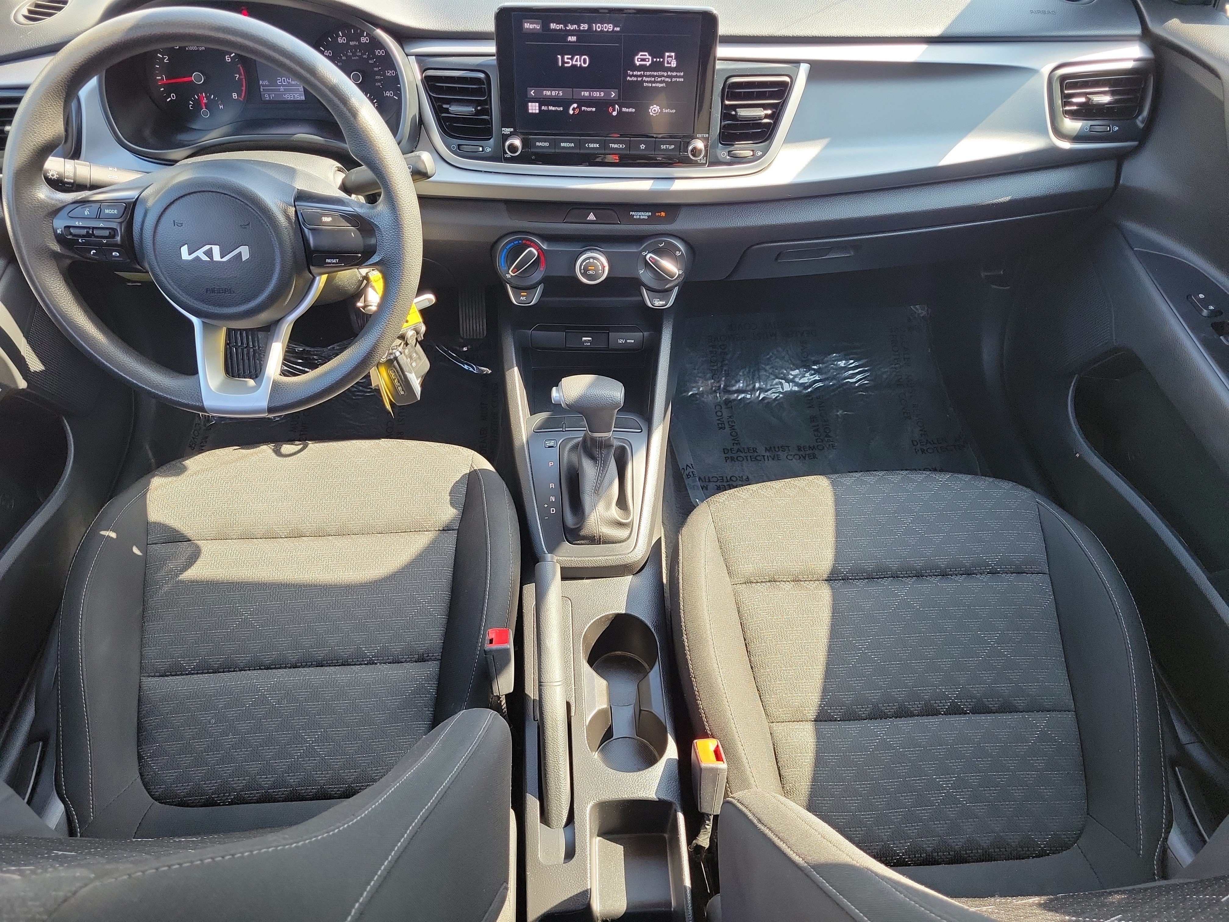 Used 2022 Aurora Black Kia LX image 17
