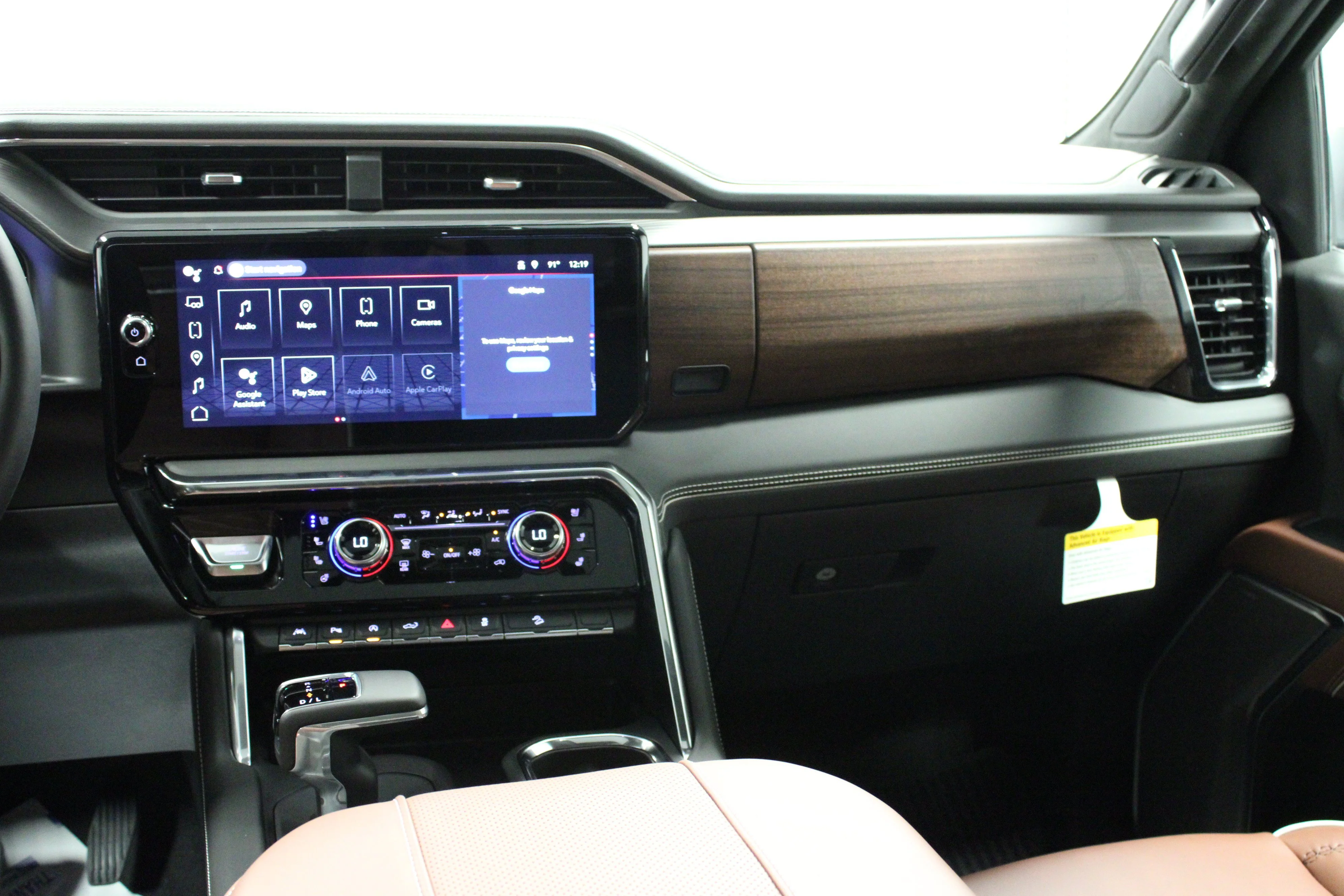 New 2026 Glacier White Tricoat GMC Denali Ultimate image 18