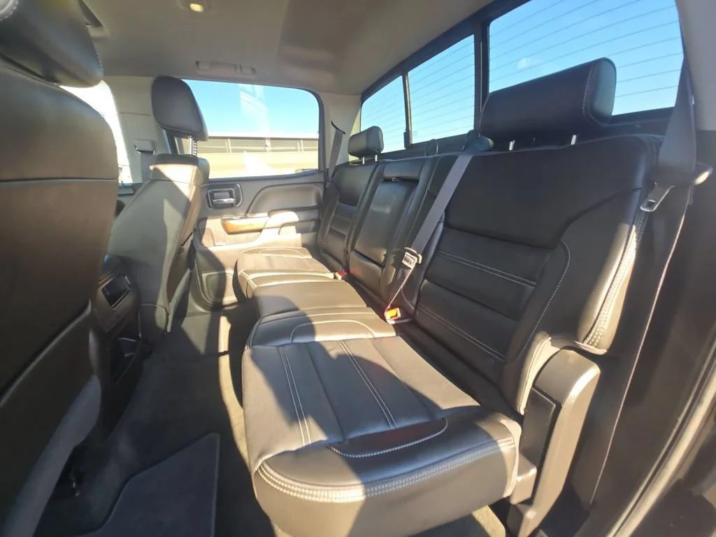 Used 2018 ONYX BLACK GMC Denali image 22