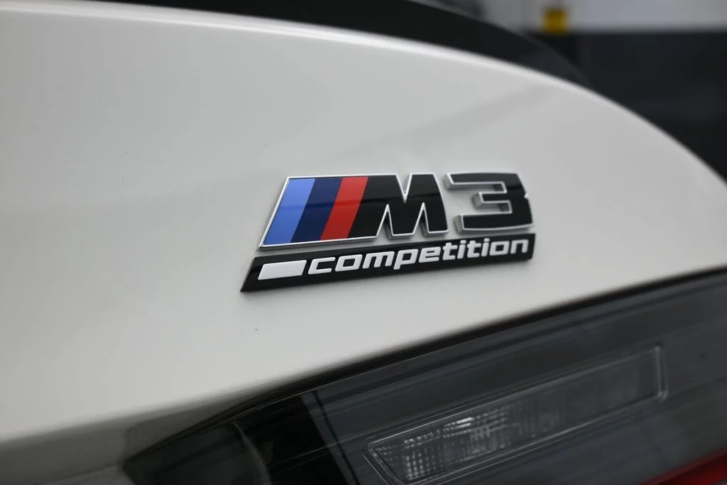 Used 2026 Alpine White BMW Competition image 39
