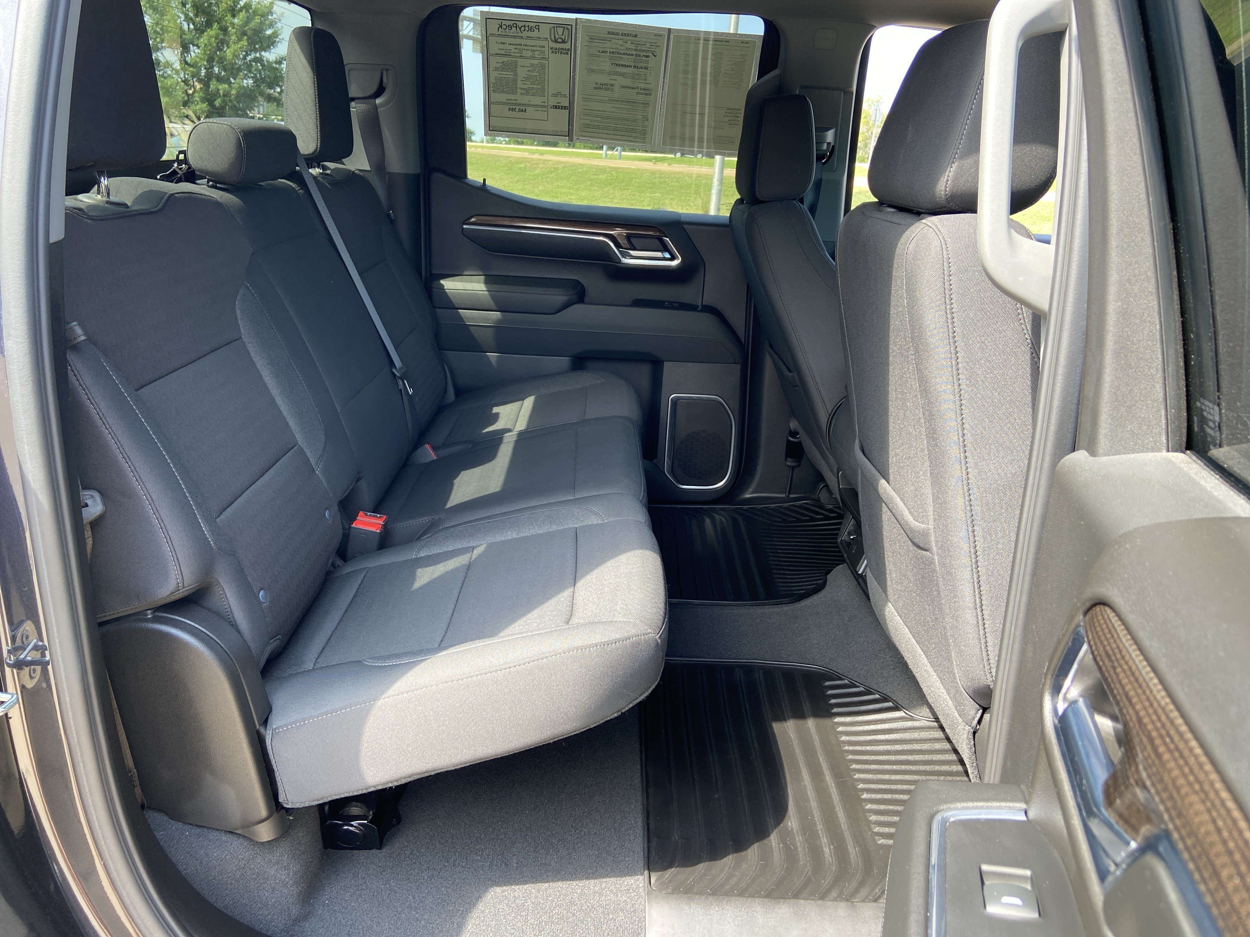 Used 2023 Dark Ash Metallic Chevrolet LT image 17