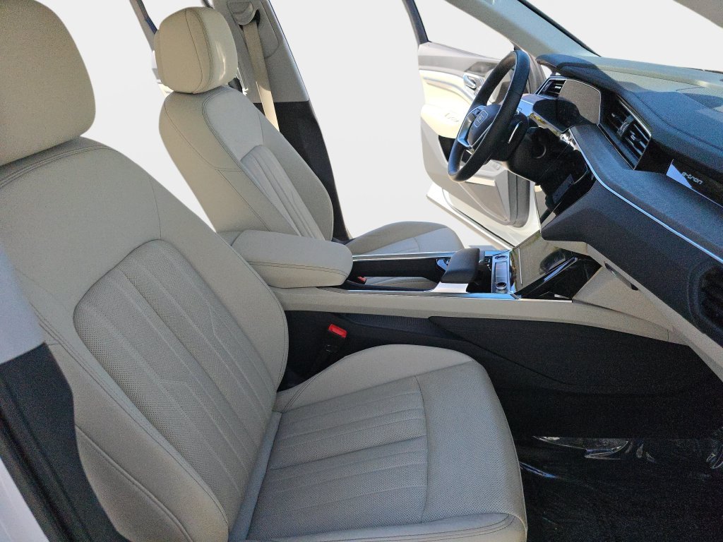 Used 2024 White Audi Premium Plus image 12