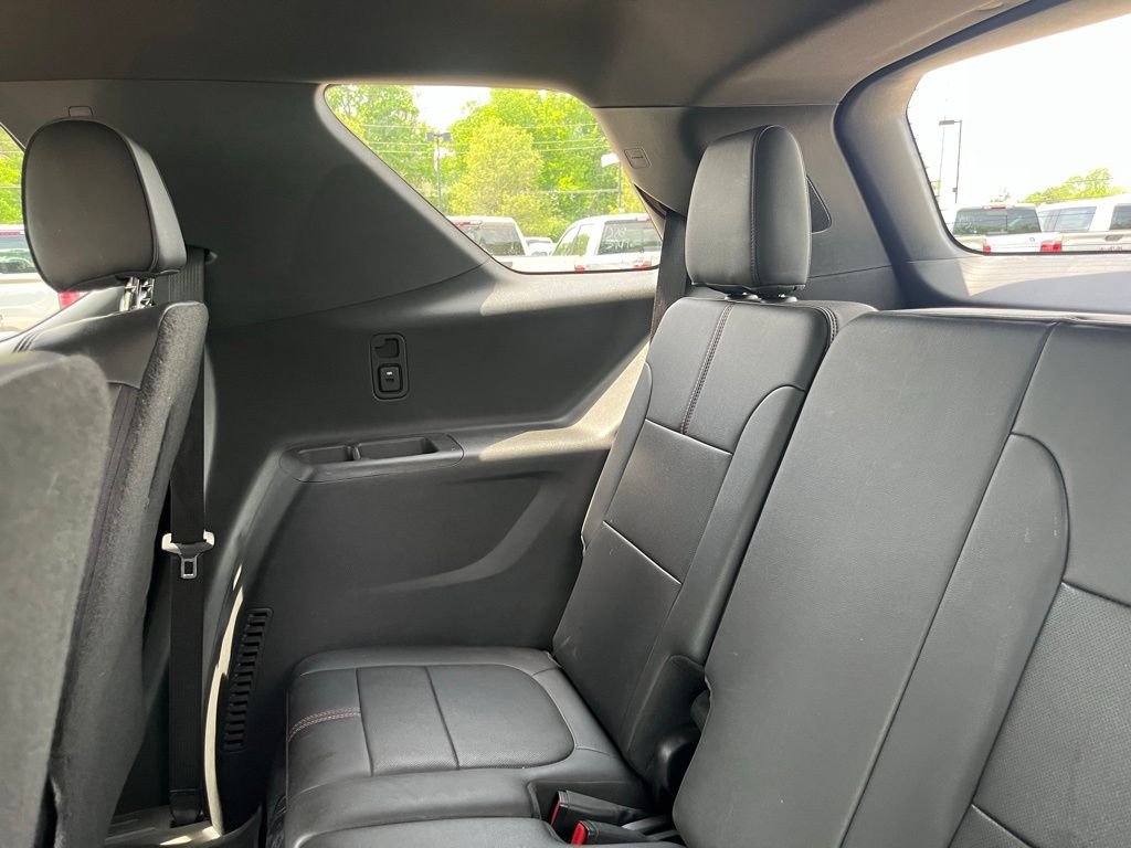 Used 2022 Silver Chevrolet RS image 30