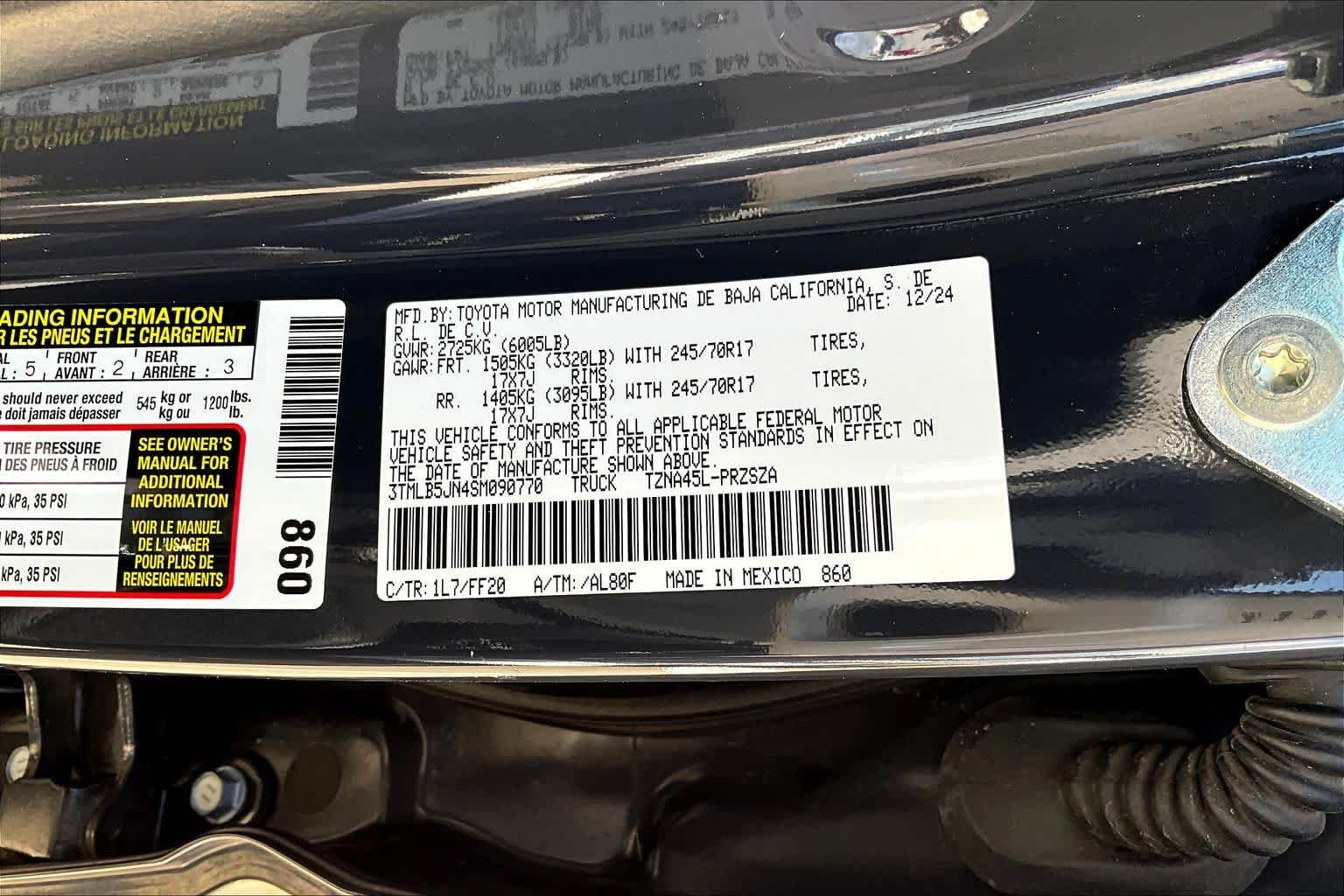Used 2025 Underground Toyota SR5 image 35