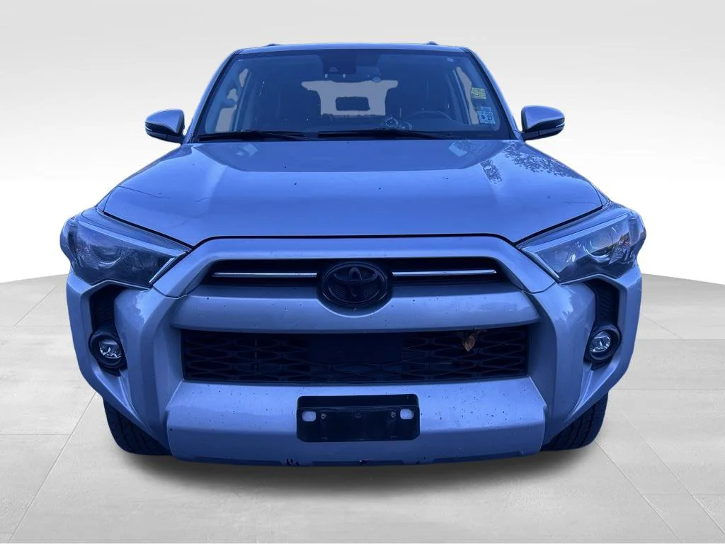 Used 2022 Silver Toyota SR5 Premium image 8