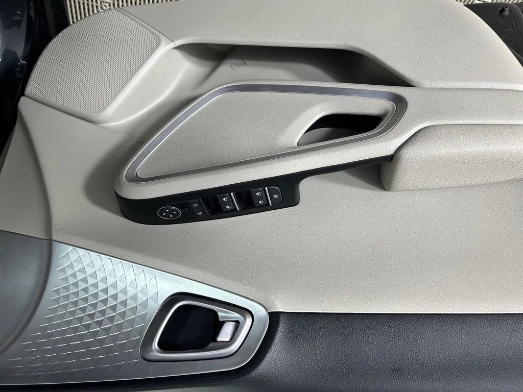 Used 2025 Gray Kia LX image 11