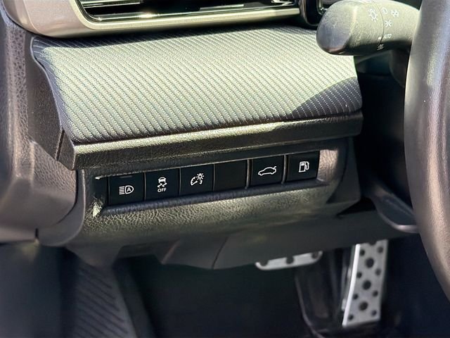 Used 2025 Gray Toyota SE image 10