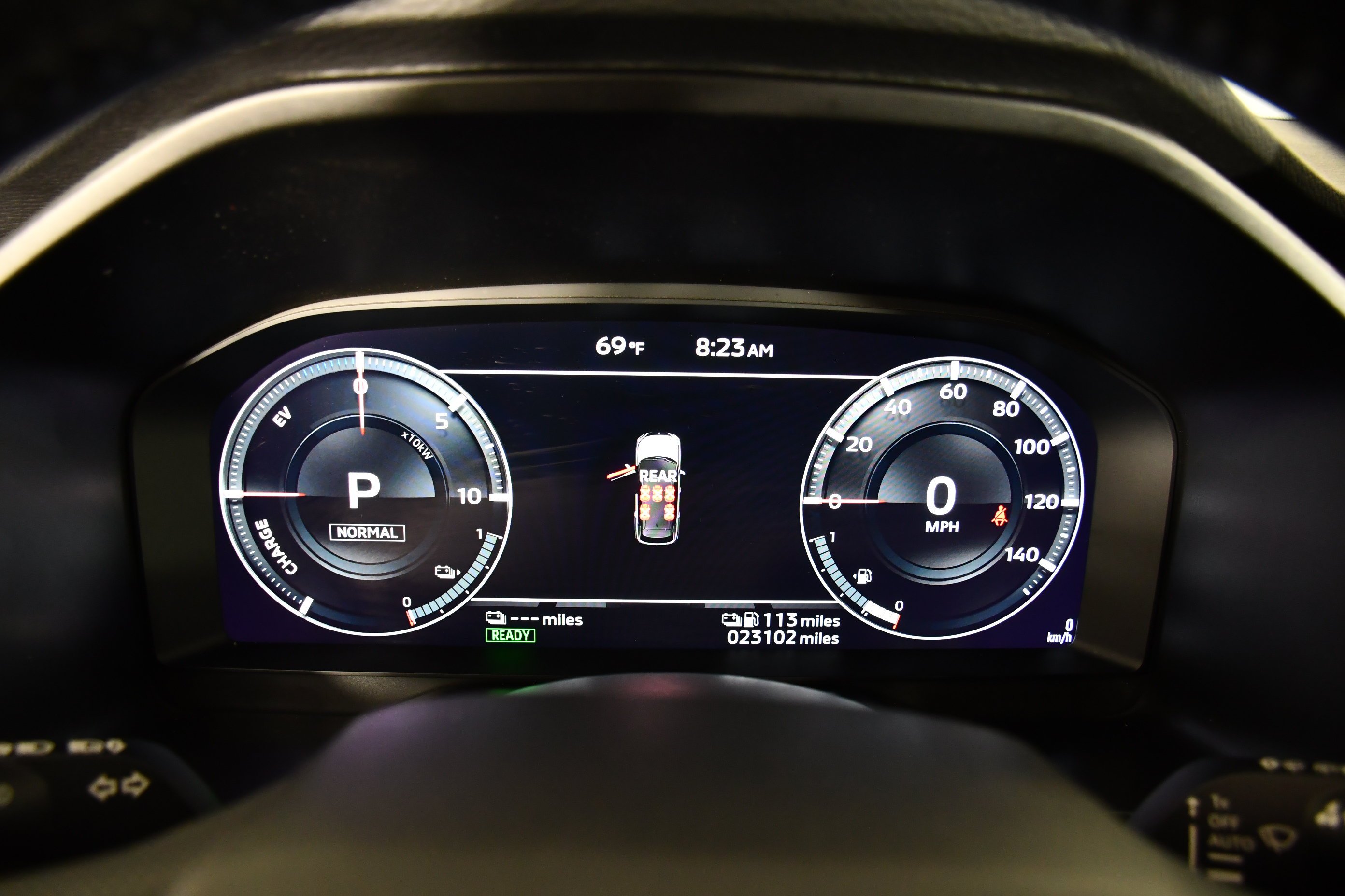 Certified Used 2024 Black Diamond Mitsubishi SE image 18