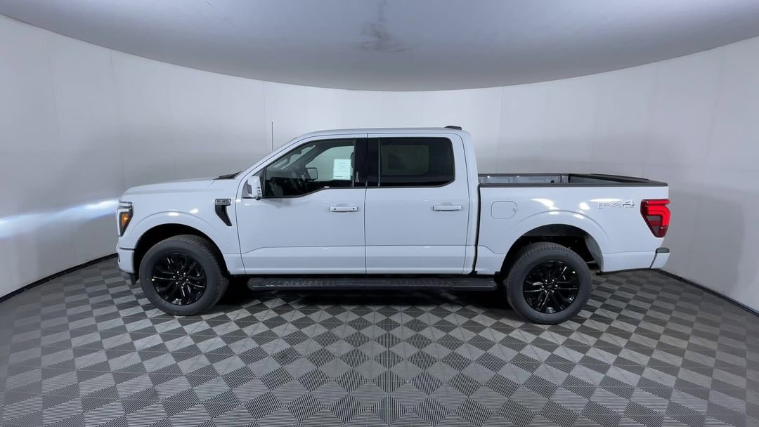New 2026 Avalanche Ford Lariat image 5