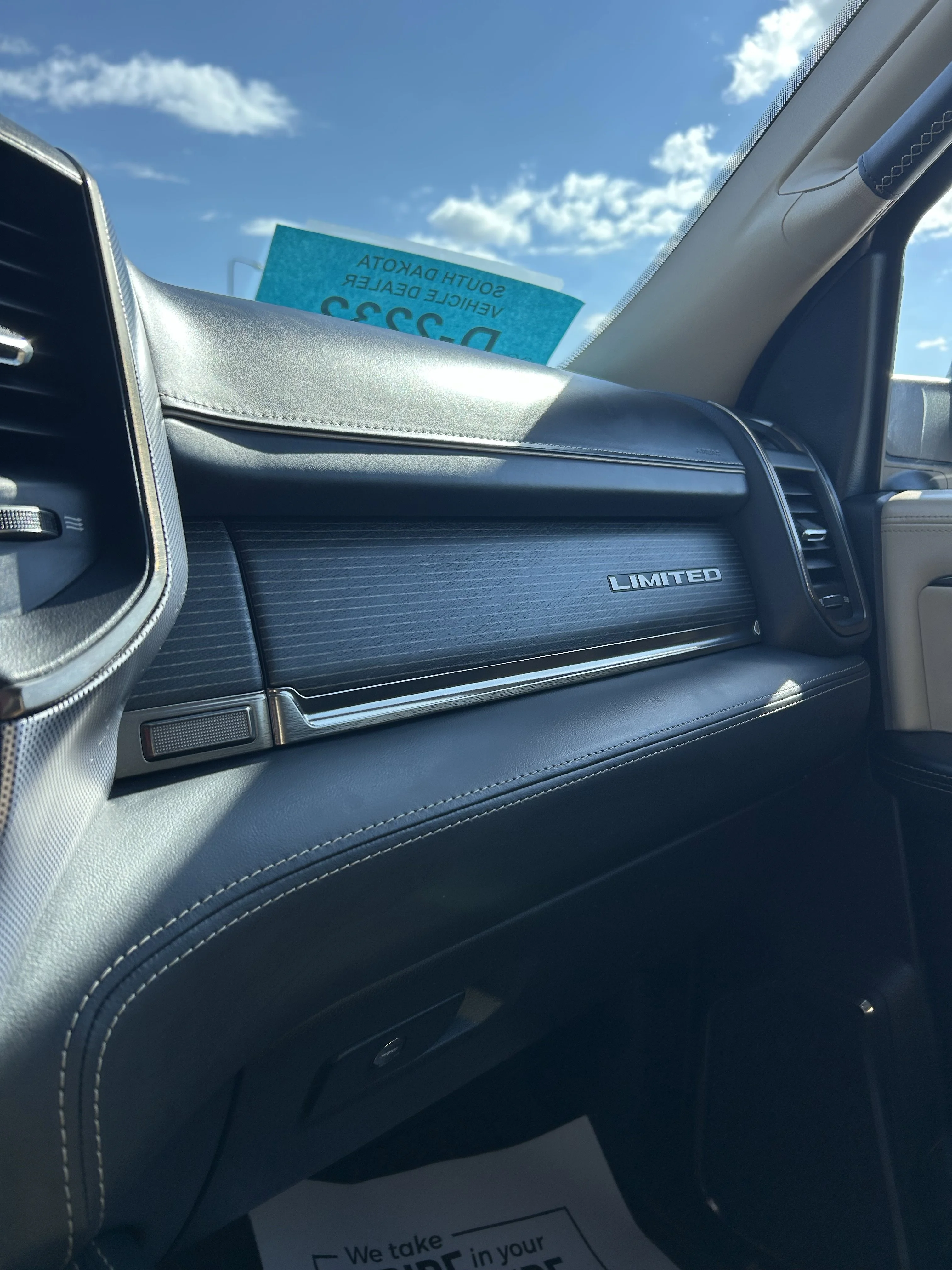 Used 2022 Billet Silver Metallic Clearcoat Ram Limited image 21