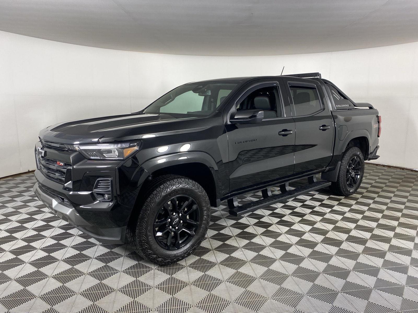 Used 2026 Black Chevrolet 4WD Z71 image 6