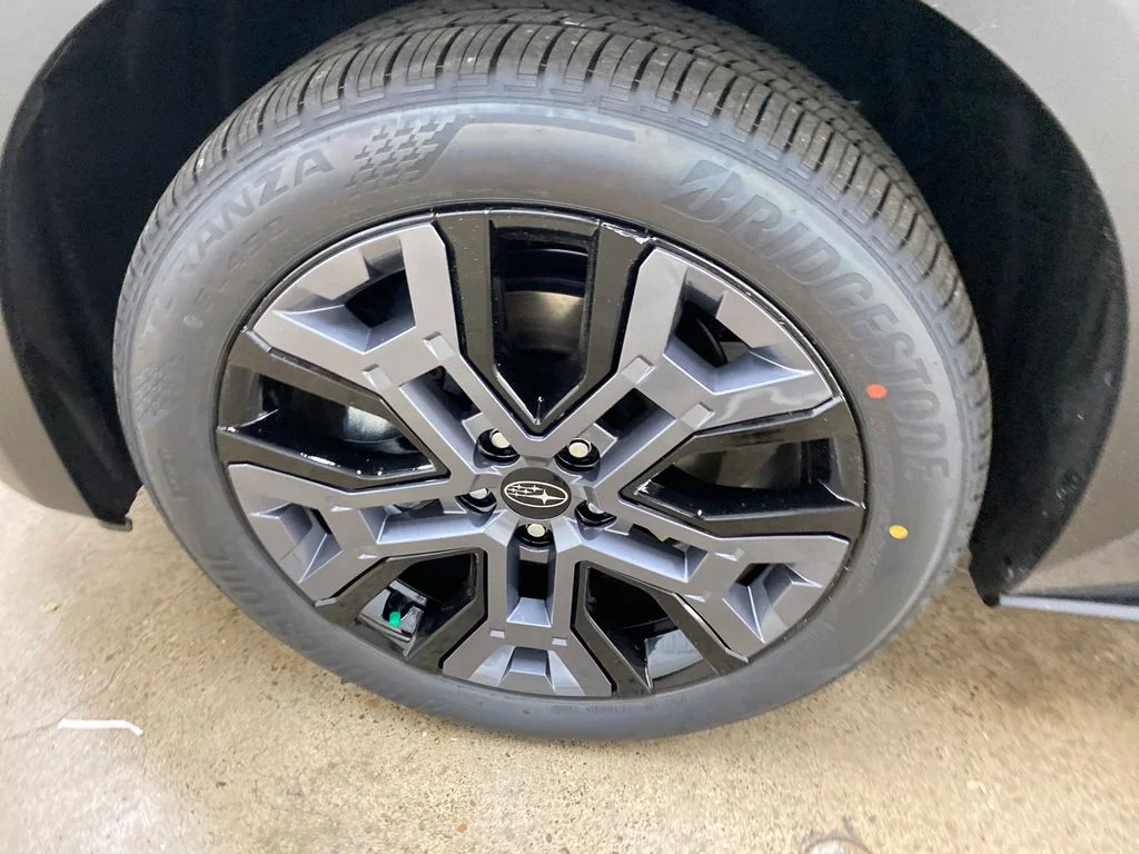 New 2026 MAGNETITE GRAY METALLIC Subaru Limited image 18