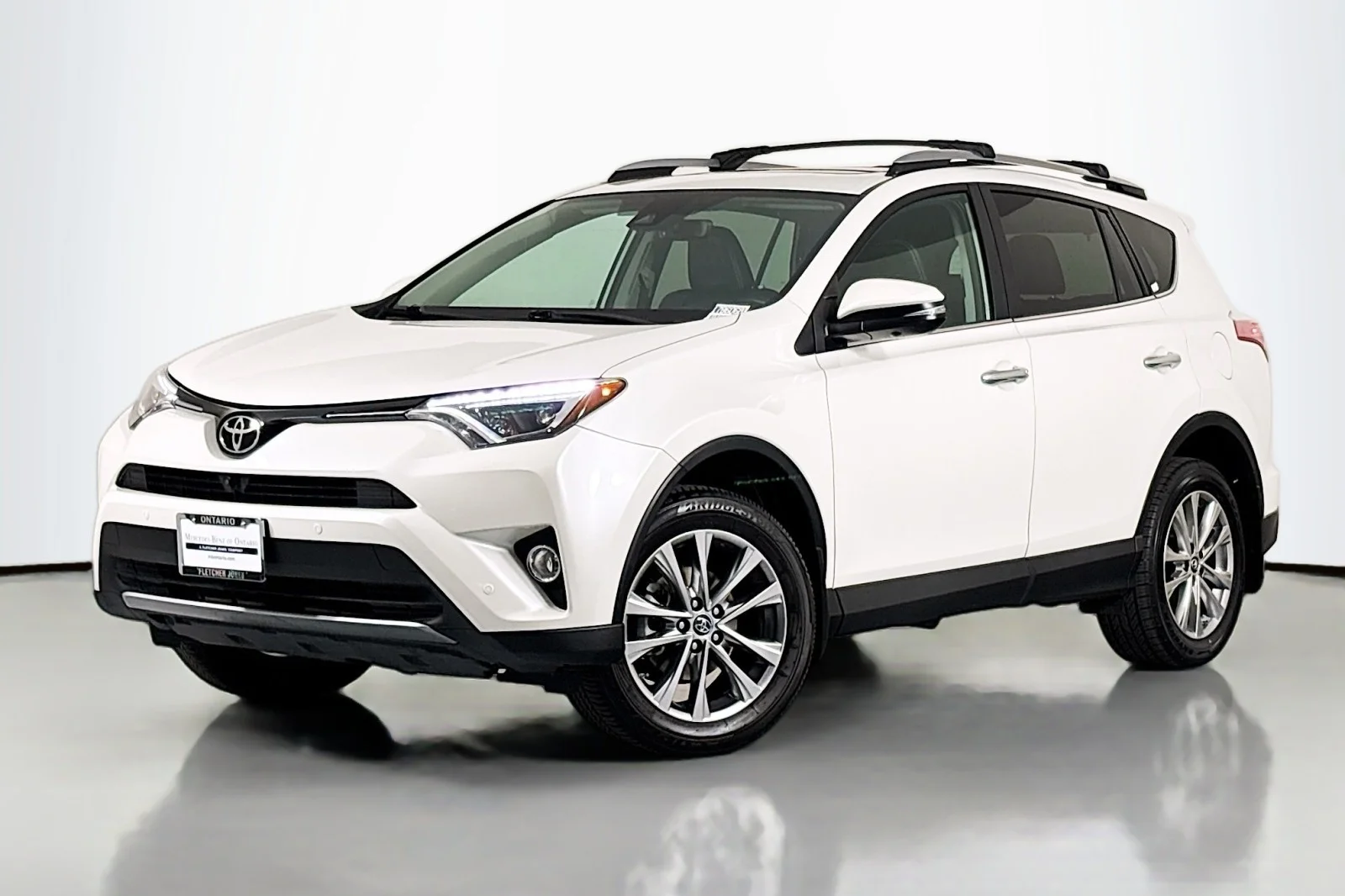 Used 2017 Blizzard Pearl Toyota Limited image 1