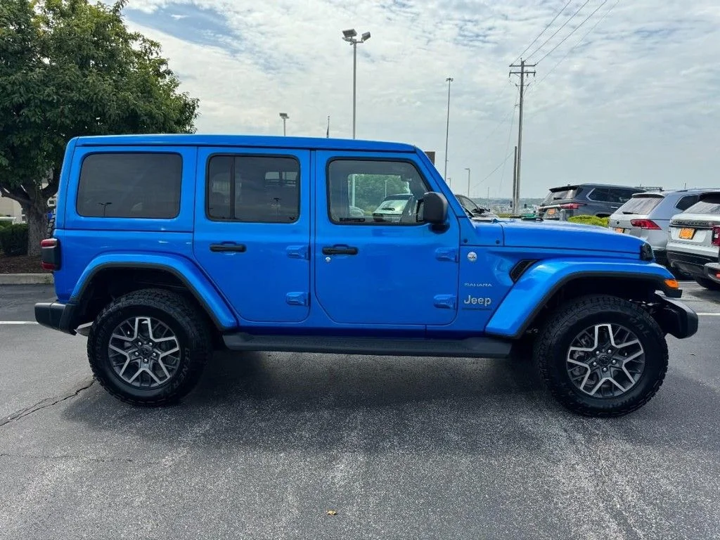 Used 2024 Blue Jeep Sahara image 2