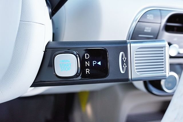 New 2026 White Hyundai SEL Premium image 35