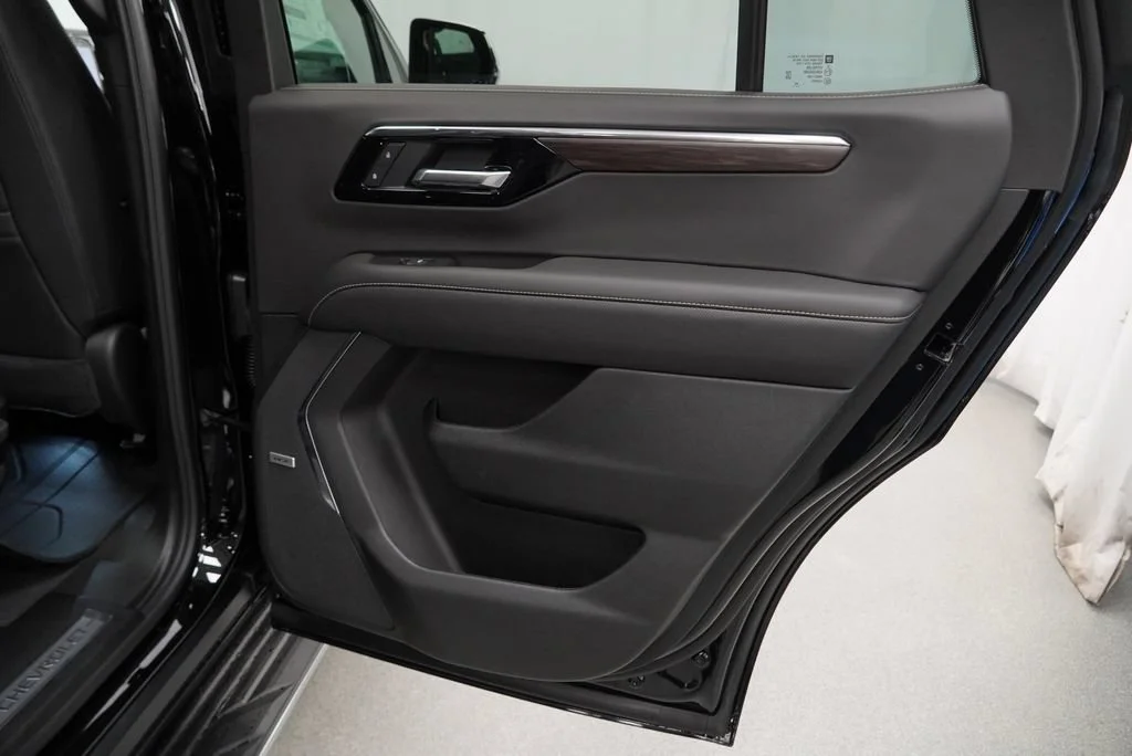 New 2026 Black Chevrolet Premier image 28