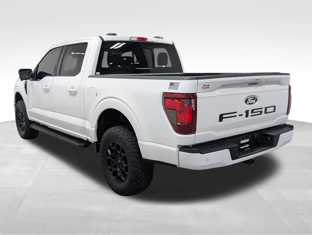 Used 2024 Oxford White Ford XLT image 28