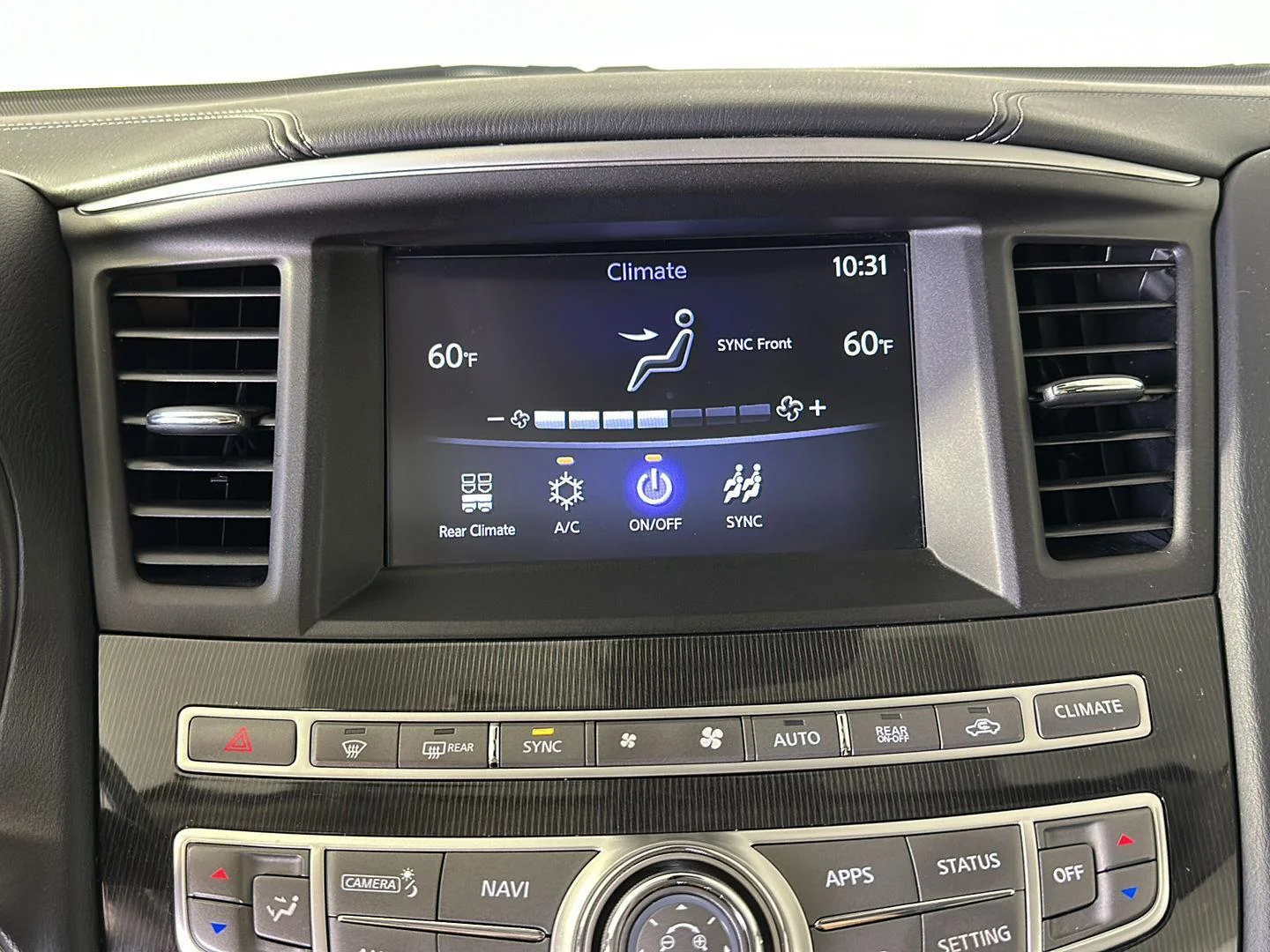 Used 2019 Majestic White INFINITI LUXE image 28