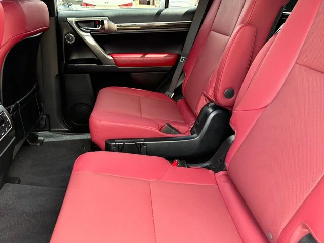Used 2023 White Lexus 460 image 27