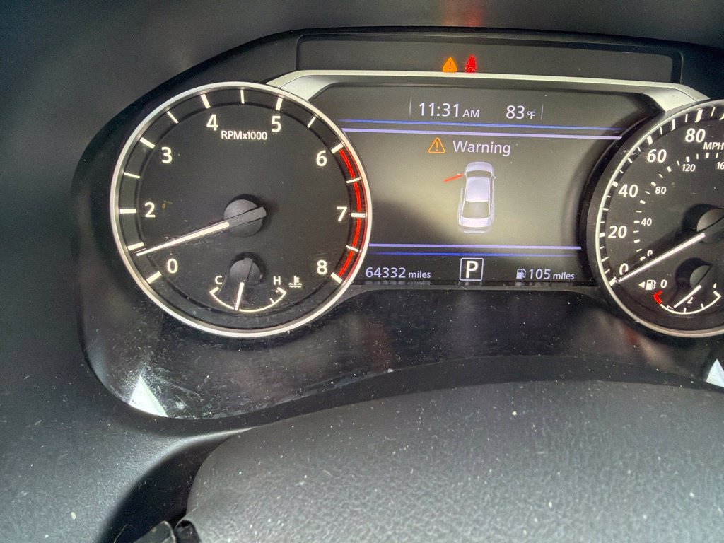 Used 2021 Blue Nissan 2.0 SR image 2
