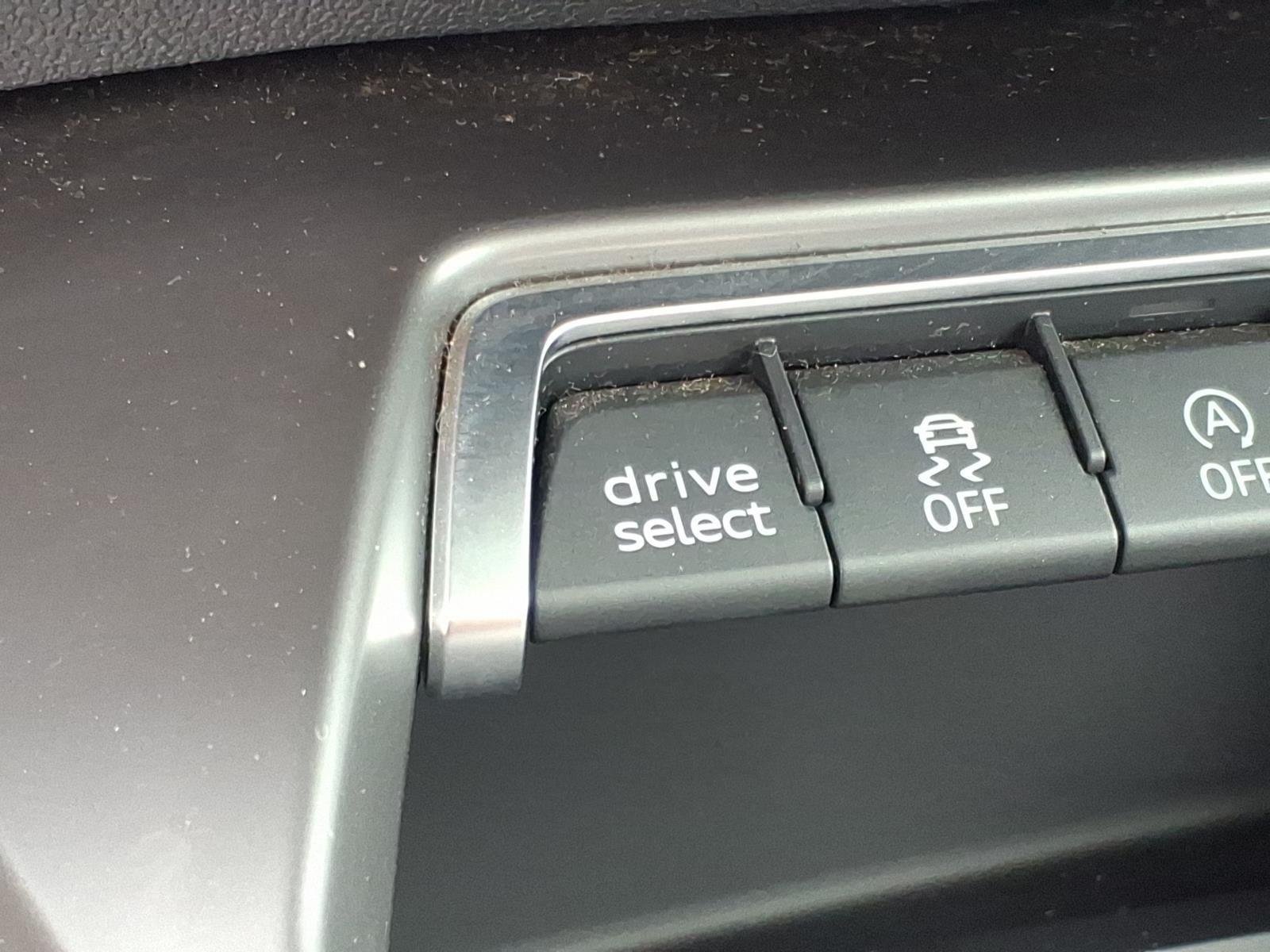 Used 2024  Audi Premium image 6