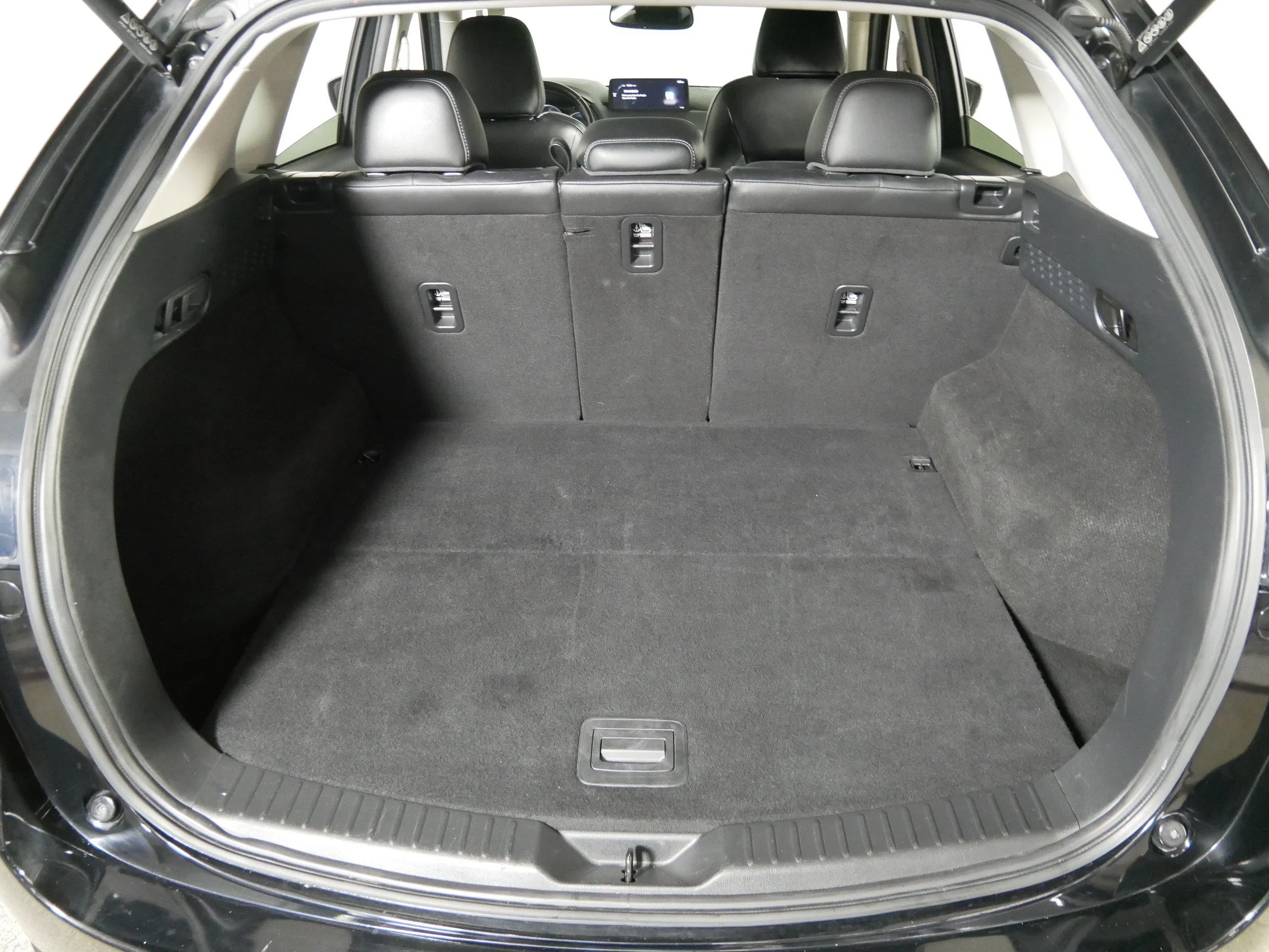 Used 2025 Jet Black Mica Mazda 2.5 S Preferred Package image 18