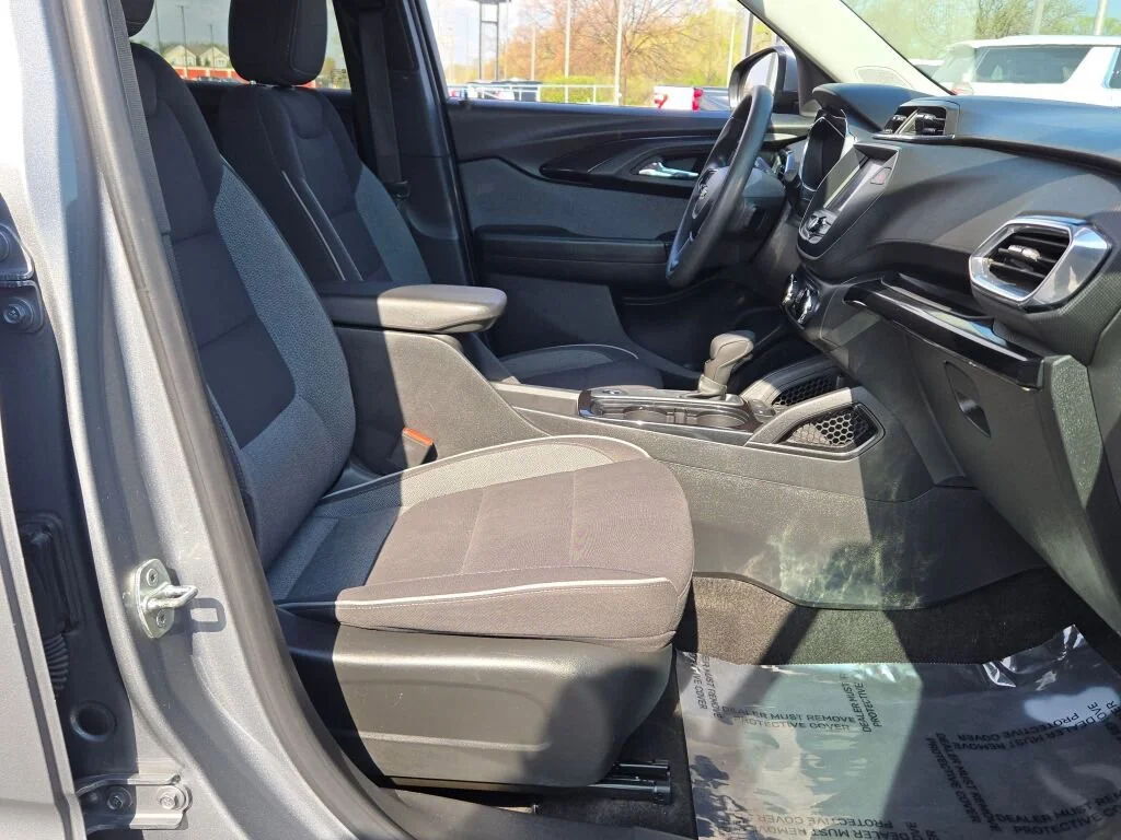 Used 2023 Sterling Gray Metallic Chevrolet LT image 6