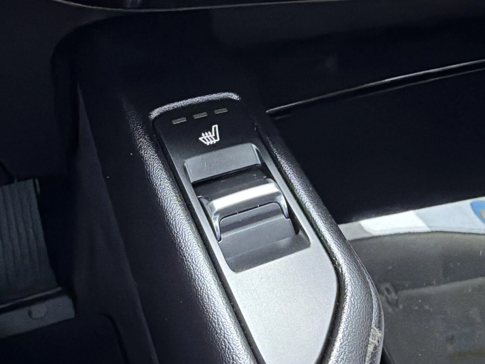 Used 2024 Everlasting Silver Kia S image 29