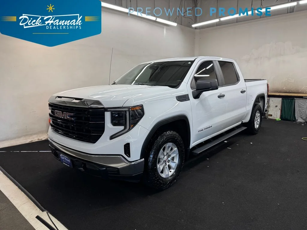 2023 GMC Sierra 4WD Crew Cab Short Box Pro's photo