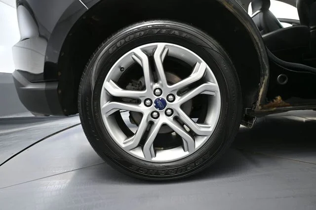 Used 2016 Black Ford Titanium image 10