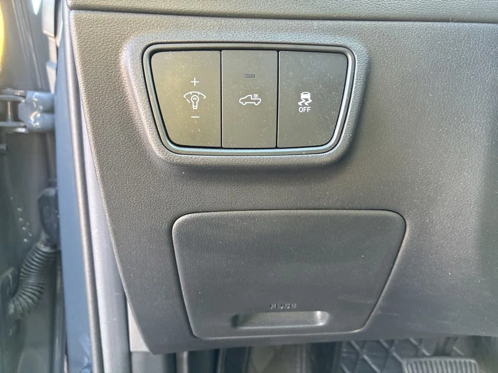 Used 2024 Gray Hyundai Limited image 11