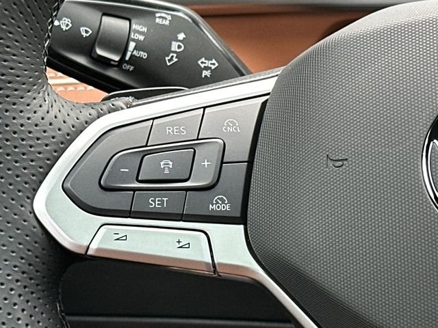 New 2026 White Volkswagen 2.0T SEL R-Line Turbo image 25