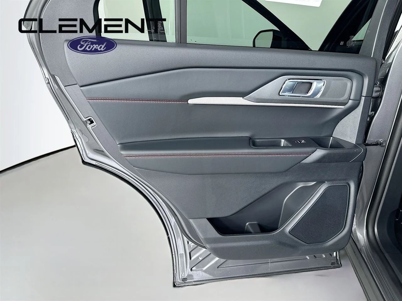 New 2026 Carbonized Gray Metallic Ford ST-Line image 29