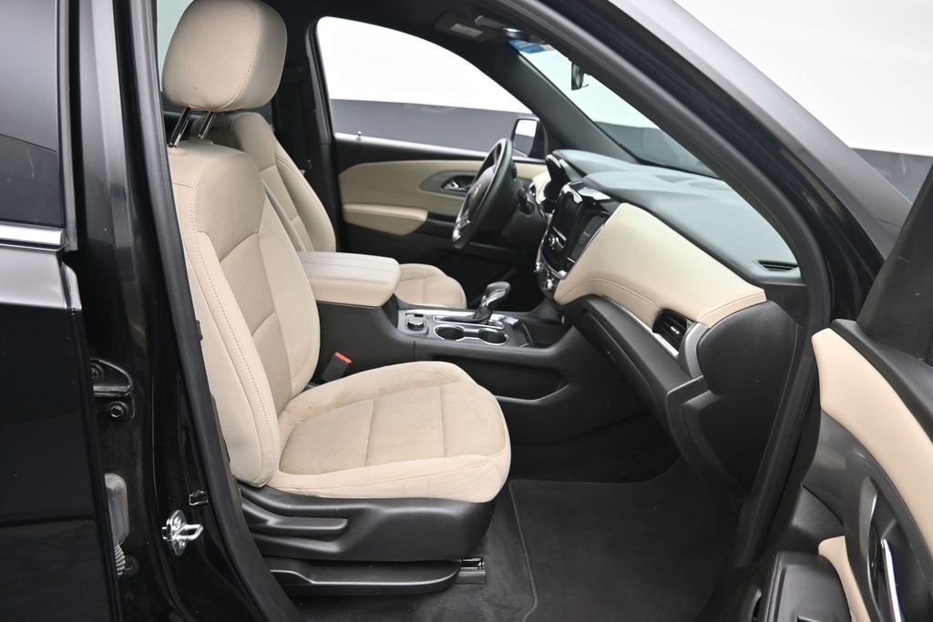 Used 2023 Black Chevrolet LS image 10
