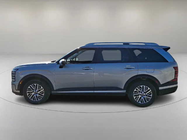 New 2026 Silver Hyundai SEL Premium image 4