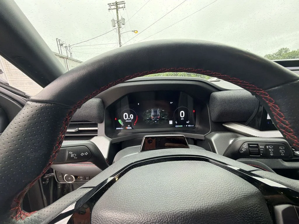 Used 2025 Gray Ford ST-Line image 15