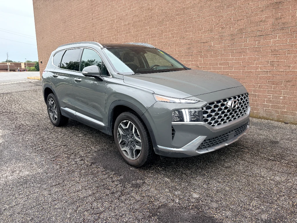 Used 2023 Hampton Gray Hyundai Limited image 7