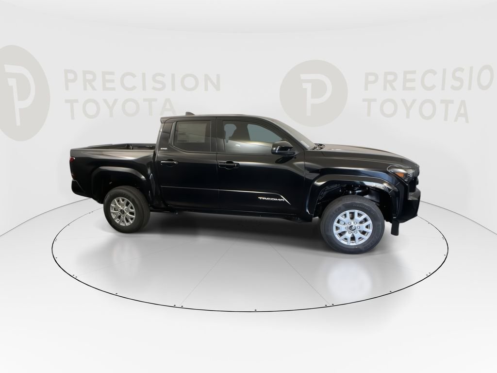 2026 Toyota Tacoma SR5 - Photo 22