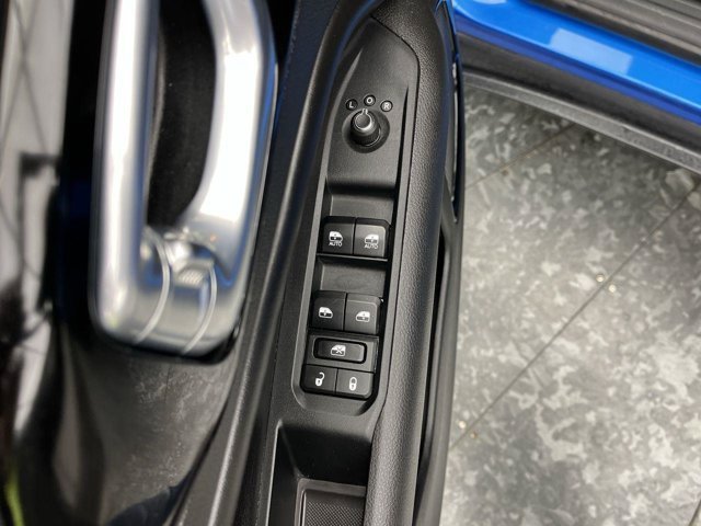 Used 2025 Hydro Blue Pearlcoat Jeep Trailhawk image 7