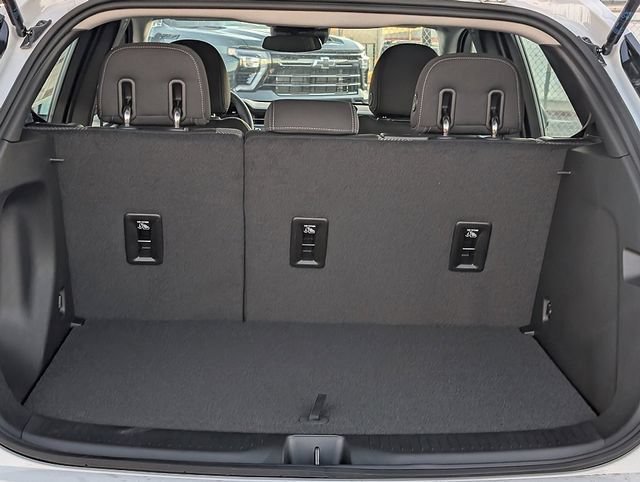 2027 Chevrolet Bolt LT - Photo 8