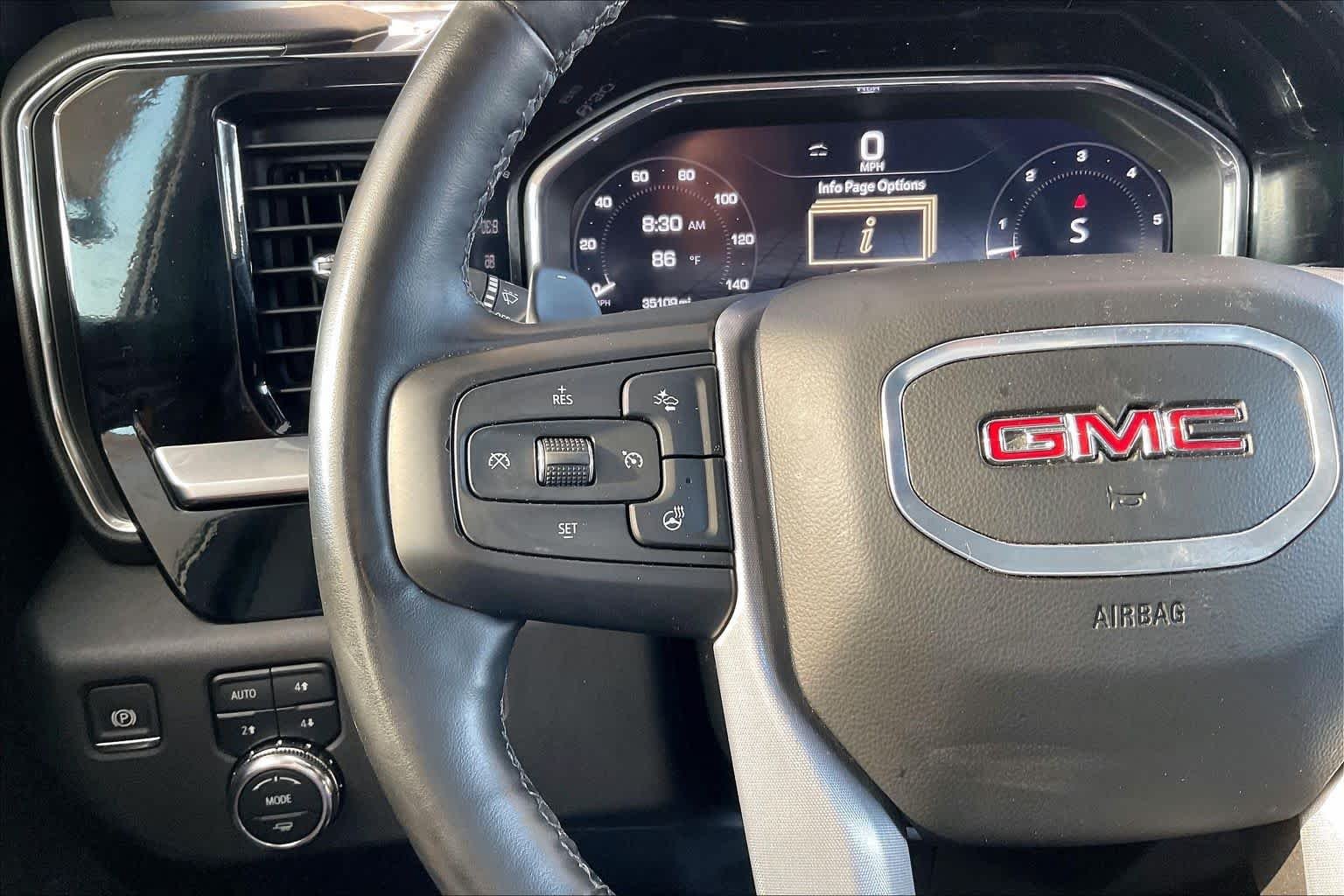 Used 2024 Onyx Black GMC Elevation image 20