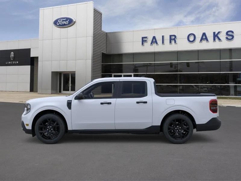 New 2026 Space White Metallic Ford XLT image 27