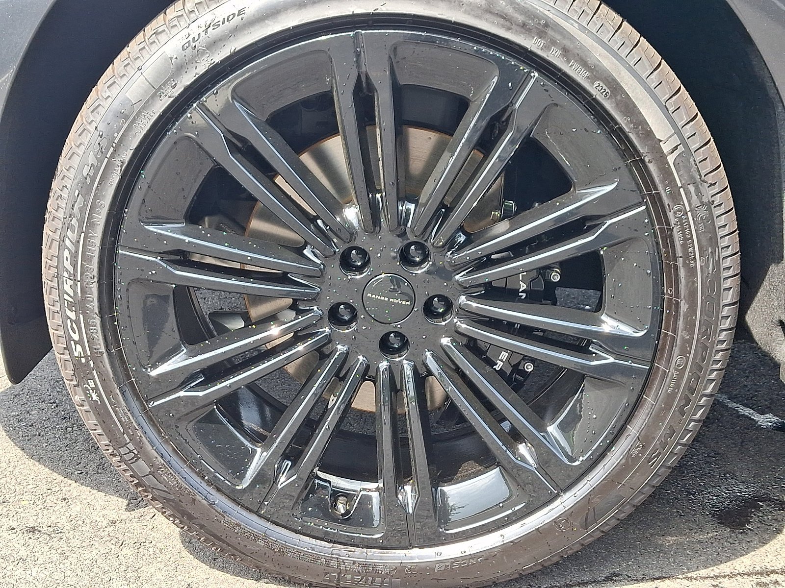 New 2027 Carpathian Grey Land Rover Dynamic SE image 5