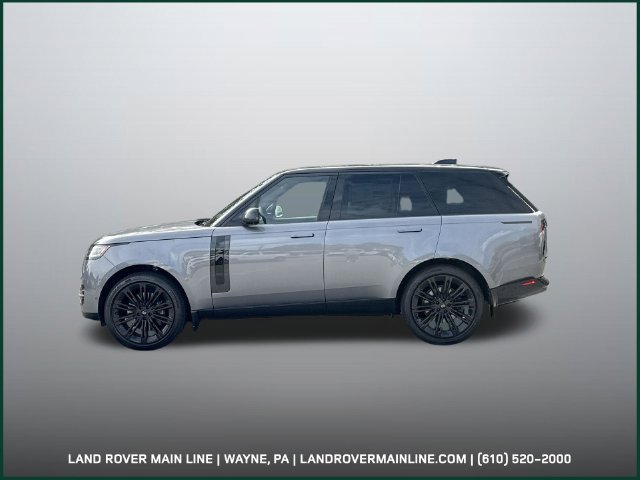 New 2027 Eiger Grey Land Rover SE image 2