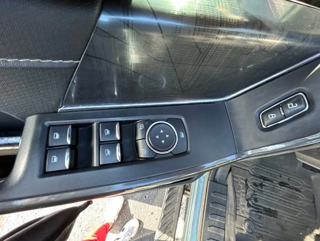 Used 2023 Blue Ford XLT image 35