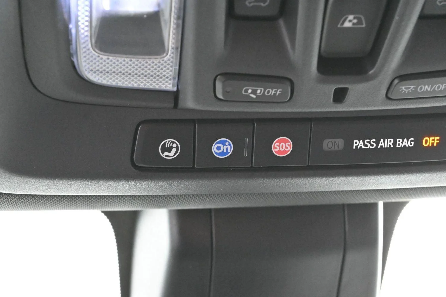 Used 2020 Silver Ice Metallic Chevrolet High Country image 31
