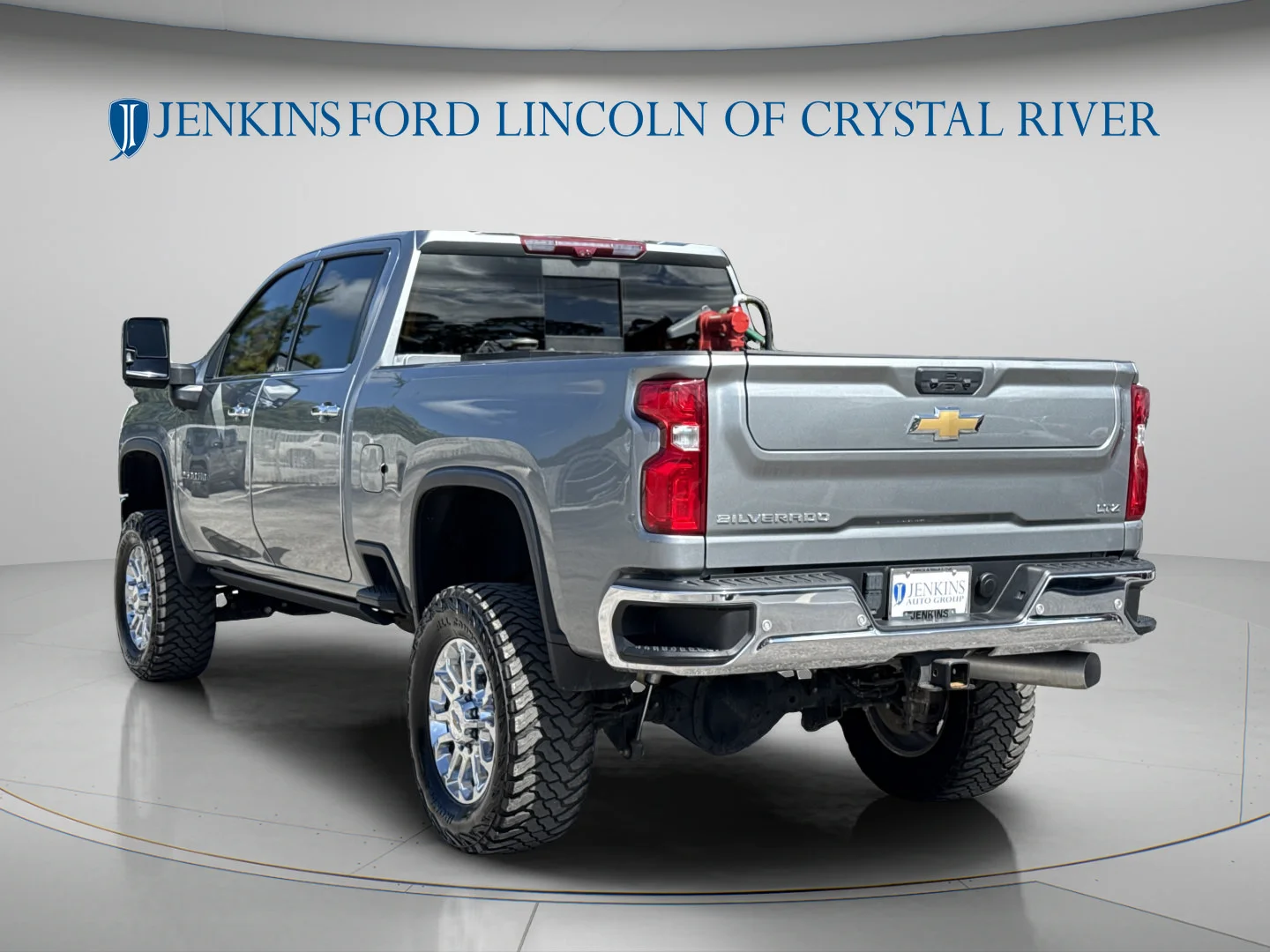 Used 2024 Sterling Gray Metallic Chevrolet LTZ image 10