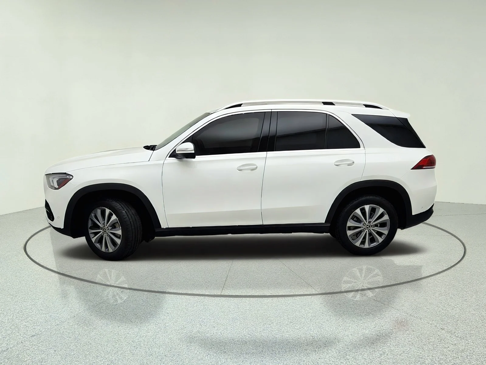 Certified Used 2022 Polar White Mercedes-Benz GLE 350 image 14