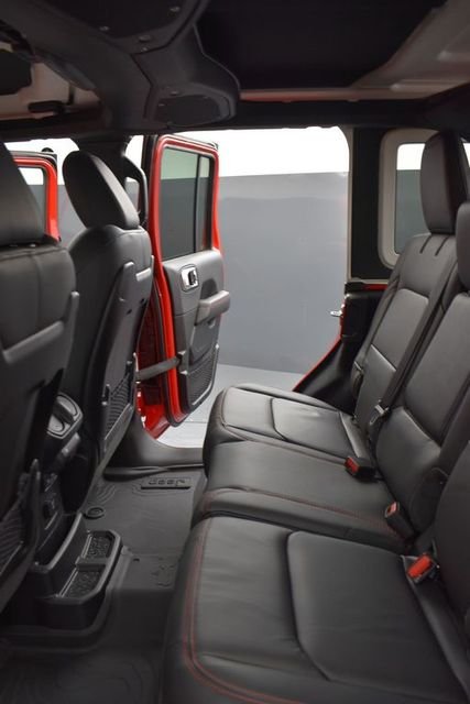 New 2026 Firecracker Red Clear-Coat Exterior Paint Jeep Rubicon X image 8