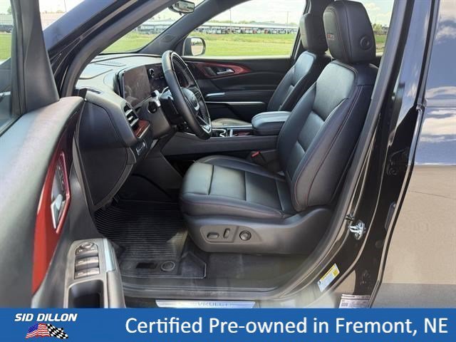 Used 2026 Mosaic Black Metallic Chevrolet AWD Z71 image 7